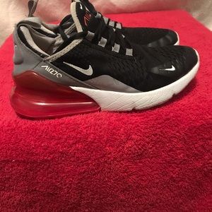 NIKE AIR MAX 270 GS BLK EMBER GLOW